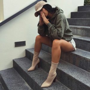 Latina athlétique de Marseille cherche beau mec pour appels coquins et nuits enflammées sans tabous Camila - rencontre-Marseille